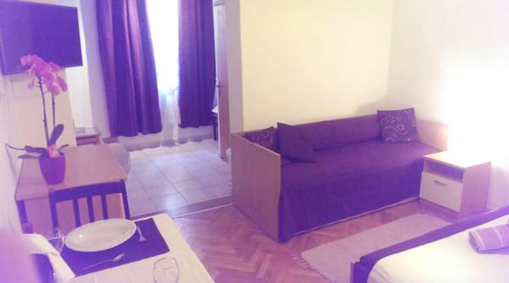 Apartments Mira Makarska Eksteriør bilde