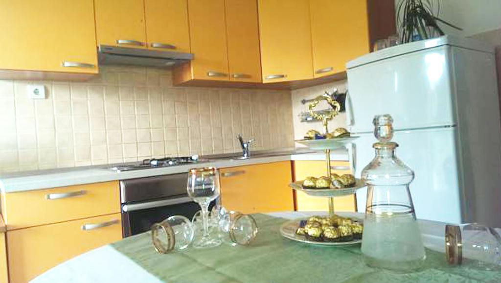Apartments Mira Makarska Rom bilde