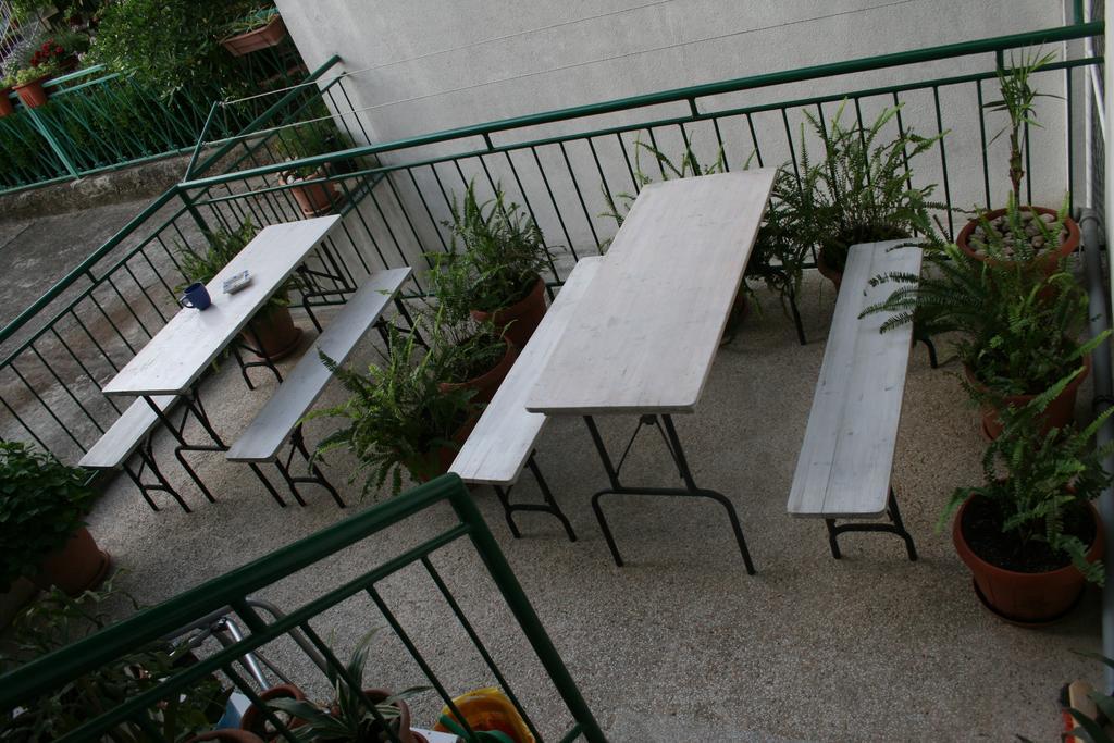 Apartments Mira Makarska Eksteriør bilde