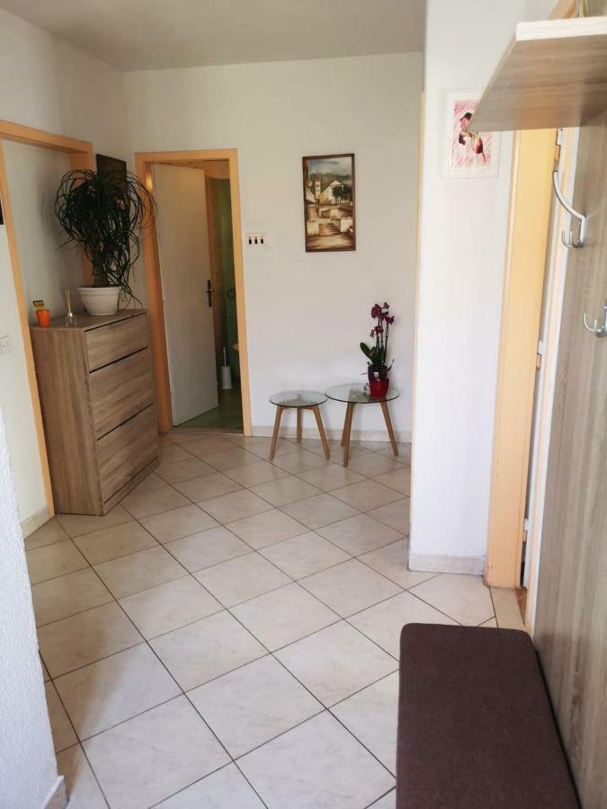 Apartments Mira Makarska Eksteriør bilde
